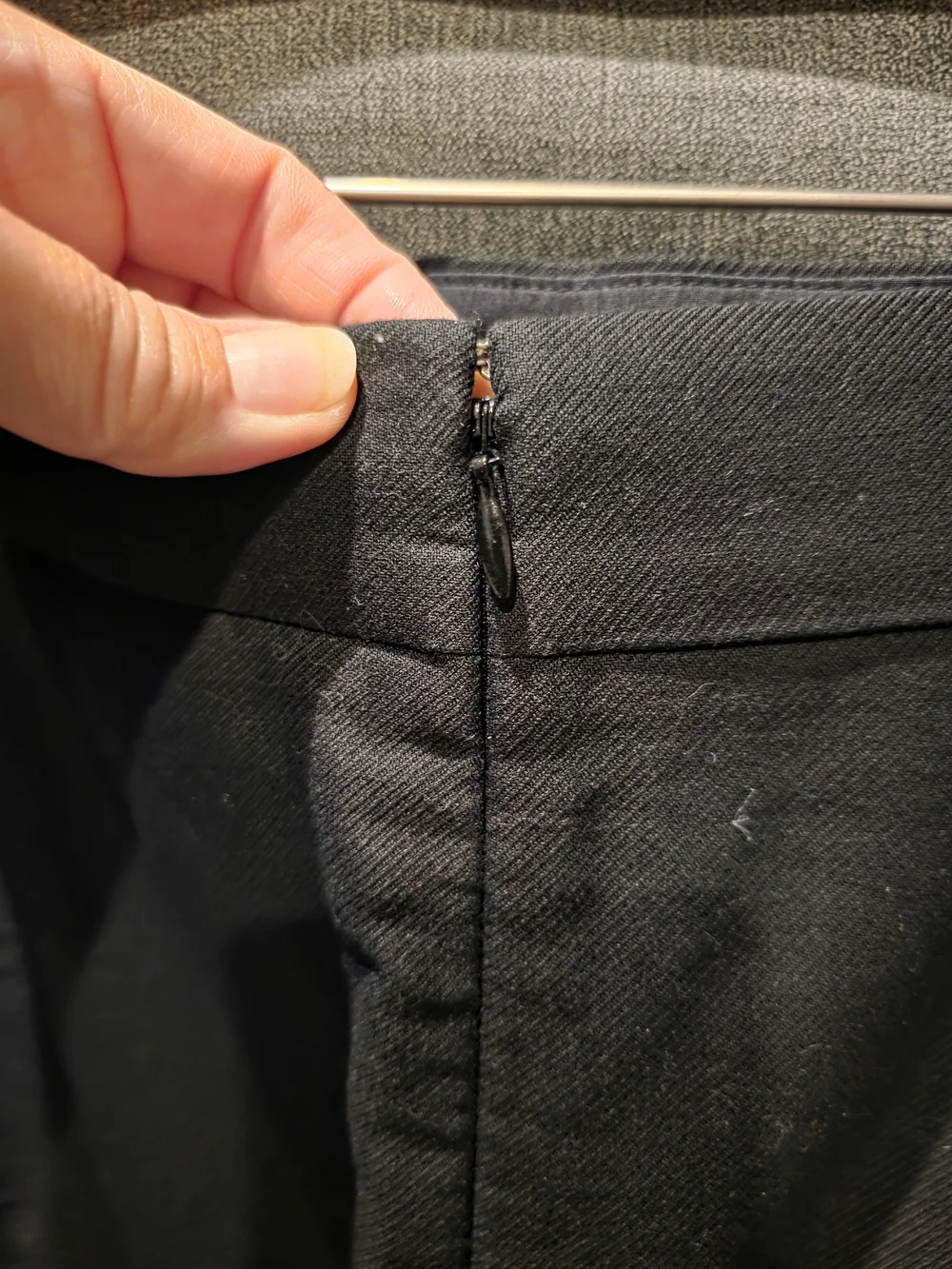 J. Crew The Pencil Skirt Black Front Pockets Size 8 Waist 15 1/2in Length 21in